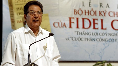 Tổng Bí thư Nguyễn Phú Trong tiếp Đại sứ Cuba - ảnh 1